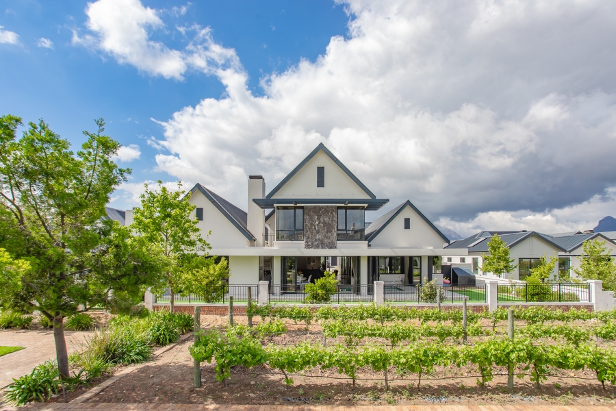 4 Bedroom Property for Sale in Val De Vie Estate Western Cape